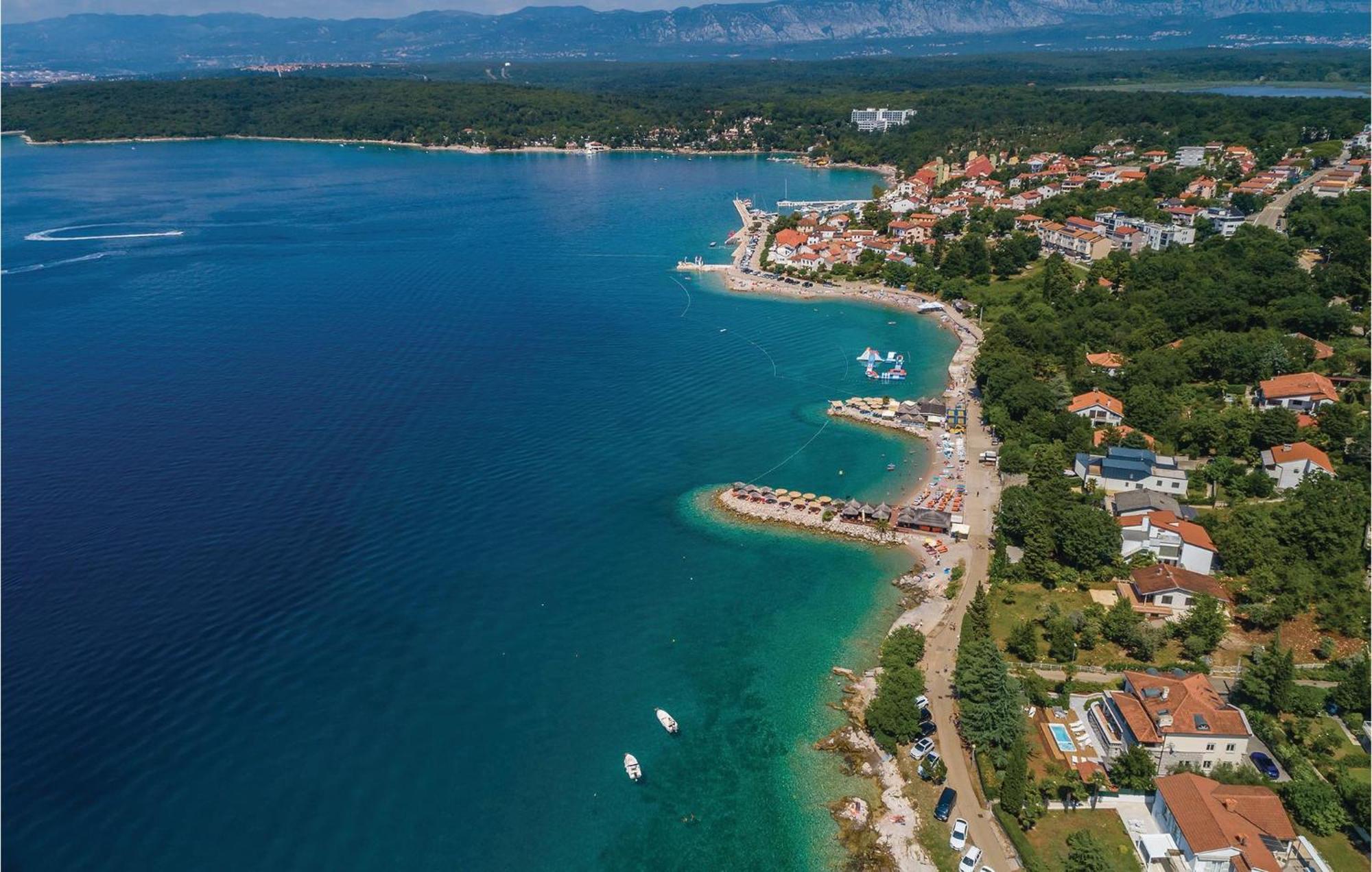 Amazing Apartment In Njivice With Wifi Экстерьер фото
